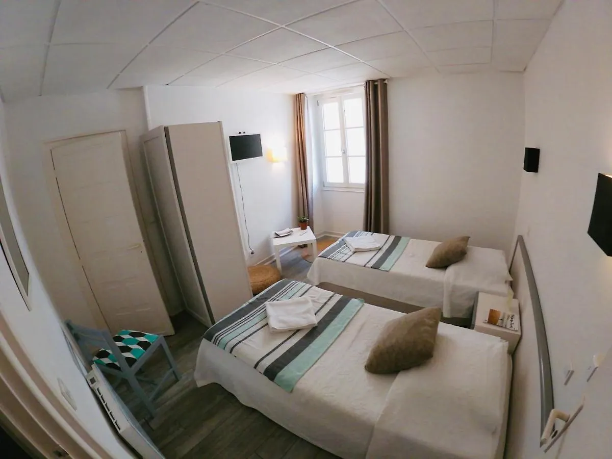 Le Petit Hotel Biarritz